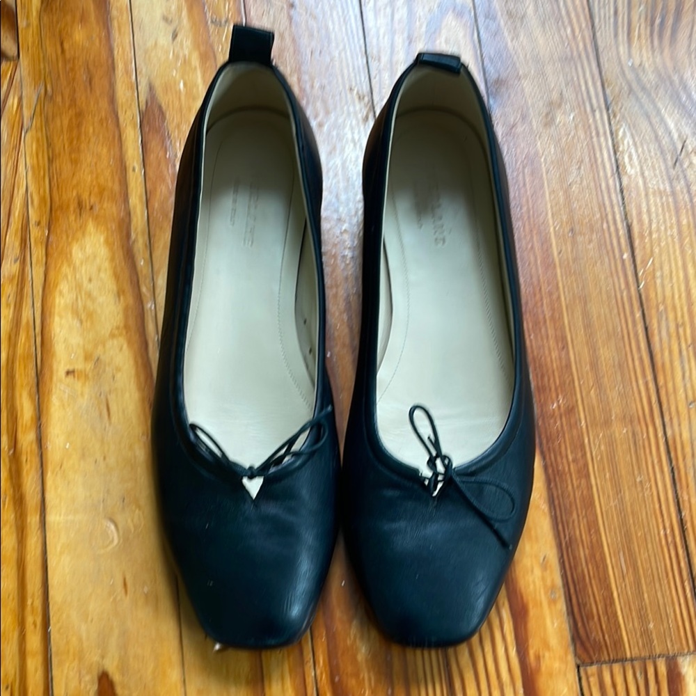 Black Leather Women's Flats